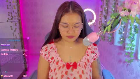Jazmine online show from January 11, 2025, 1:43 pm