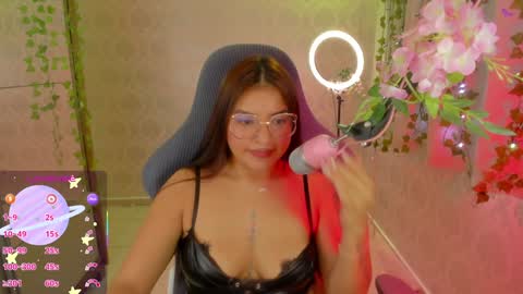 Jazmine online show from January 20, 2025, 1:21 pm