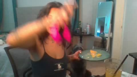 Snapshot of jbayxo619 chatting on September 24, 2025, 11:02 am jbayxo619 online show from September 24, 2025, 11:02 am