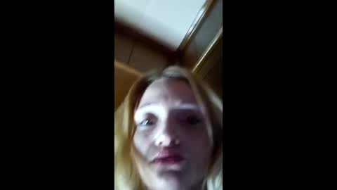 J Nicole online show from October 1, 2025, 6:36 pm