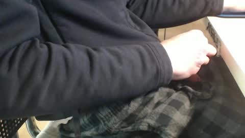 jc200000 online show from February 19, 2025, 6:32 pm