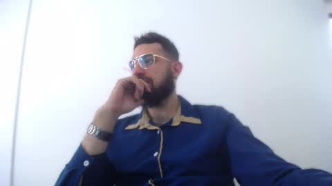 all public online show from September 14, 2025, 4:06 pm