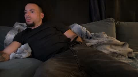 JcMax305 online show from March 13, 2026, 8:43 am