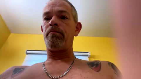 jd47920 online show from May 11, 2026, 4:04 pm