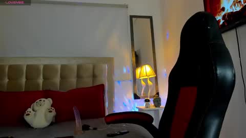 jhon online show from February 26, 2025, 4:36 am