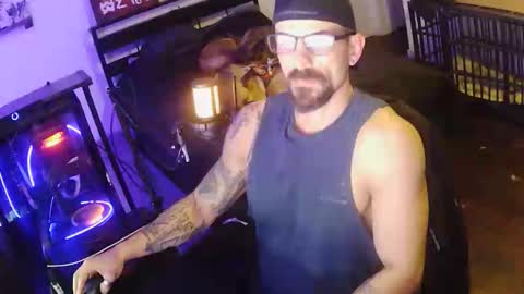 jdcornett85 online show from February 26, 2026, 6:56 am