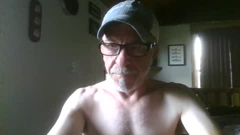 jdgiddy69 online show from June 15, 2026, 9:50 pm