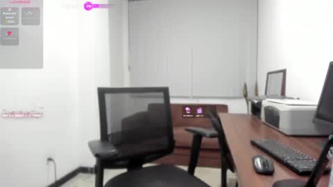 Snapshot of jean_foster chatting on December 3, 2024, 4:03 am Mistress Jane Foster online show from December 3, 2024, 4:03 am