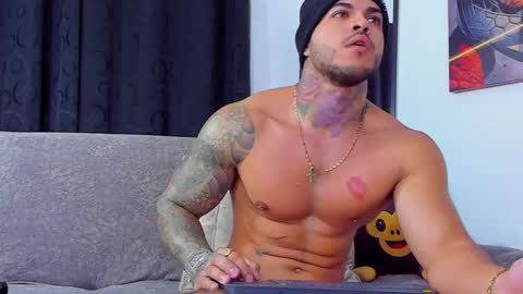 Jean  axelcrow       Modelo Independiente online show from January 24, 2025, 8:13 am