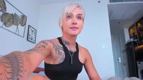 Akila and Daria online show from February 16, 2025, 3:37 am