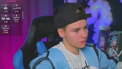 jean_wilsons online show from December 5, 2025, 11:19 am