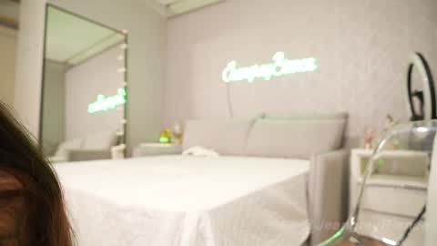 Snapshot of jeangreybianca chatting on December 10, 2024, 8:49 pm Bianca online show from December 10, 2024, 8:49 pm