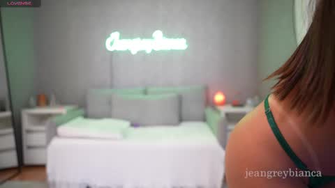 Snapshot of jeangreybianca chatting on February 10, 2025, 8:31 pm Bianca online show from February 10, 2025, 8:31 pm