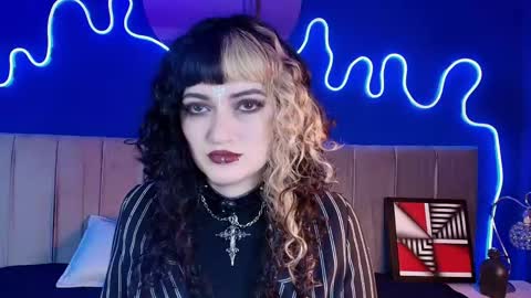 Jean online show from May 30, 2026, 7:44 pm