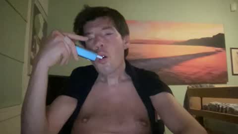jeanslov online show from May 7, 2026, 4:40 am