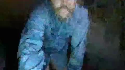 Snapshot of jearnold44 chatting on March 4, 2025, 4:38 am jearnold44 online show from March 4, 2025, 4:38 am