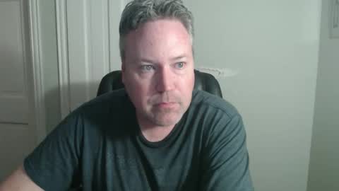 Snapshot of jeb5150 chatting on October 29, 2025, 2:58 am JE online show from October 29, 2025, 2:58 am