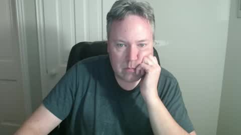 Snapshot of jeb5150 chatting on November 9, 2025, 3:27 am JE online show from November 9, 2025, 3:27 am