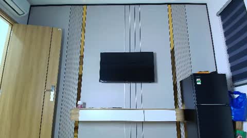 jee_sooo online show from July 4, 2026, 12:44 pm