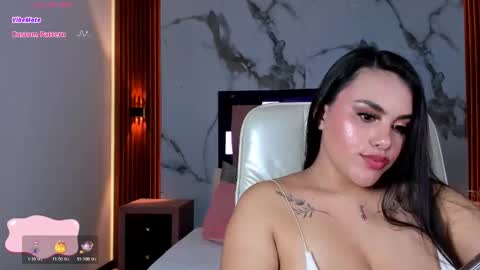 Jeen Taylor online show from November 7, 2025, 8:09 pm