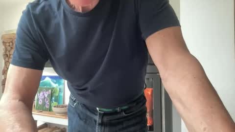 Sensual Jeeves online show from March 6, 2026, 11:39 am