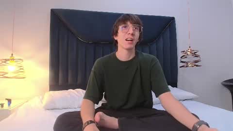 Snapshot of jeffbellfort chatting on June 23, 2026, 9:13 pm JeffBellfort online show from June 23, 2026, 9:13 pm