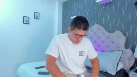 Jeff online show from February 5, 2025, 9:46 am