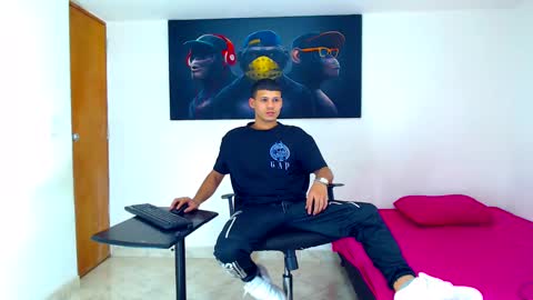 jeffer21_hot online show from January 14, 2025, 7:06 am