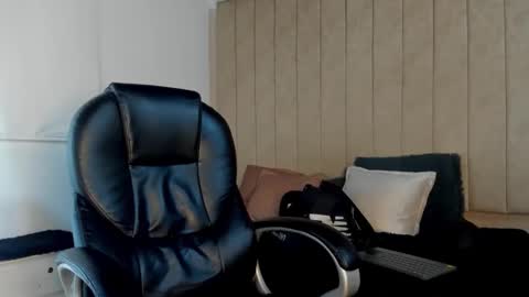 Snapshot of jeicob_gagnon chatting on October 10, 2025, 8:02 am jeicob gagnon online show from October 10, 2025, 8:02 am