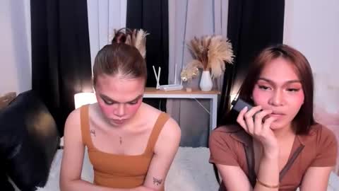 jelaimendoza13 online show from December 13, 2025, 7:53 pm