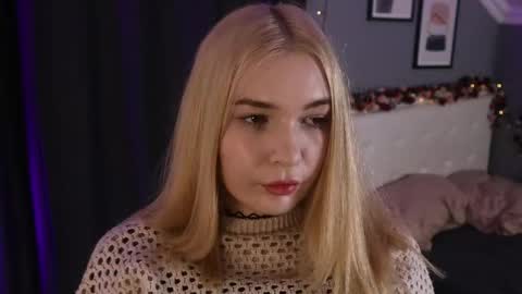 Snapshot of jelena_cuc chatting on May 28, 2026, 10:01 am Sofia online show from May 28, 2026, 10:01 am