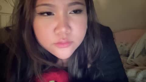 Snapshot of jellyblush chatting on September 26, 2025, 2:32 pm - online show from September 26, 2025, 2:32 pm