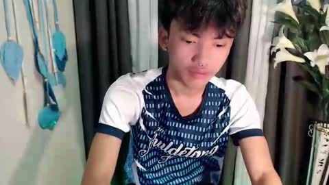 jemart_urnaughtboy online show from April 4, 2026, 11:57 pm