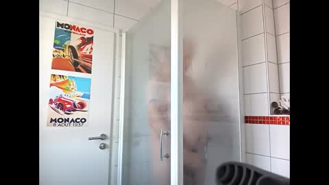 jemini0 online show from November 5, 2025, 9:53 am