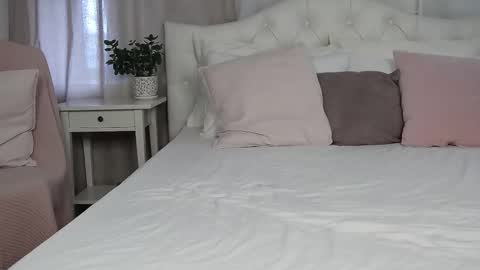 Snapshot of jenaloren chatting on February 28, 2025, 6:32 am Jena  dont forget to thumbs up your rating is so important to me  online show from February 28, 2025, 6:32 am