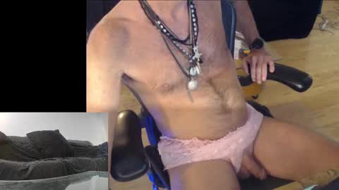 PegMePlease online show from November 11, 2025, 7:25 pm