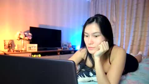 jenariva online show from February 15, 2026, 1:09 pm