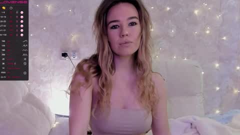 EvaSileZ online show from September 17, 2025, 8:16 am