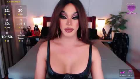 Queen Jenifer online show from March 19, 2026, 7:45 am