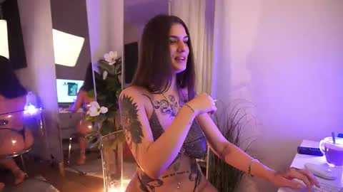 jeniffer_foxx online show from September 12, 2025, 4:45 am