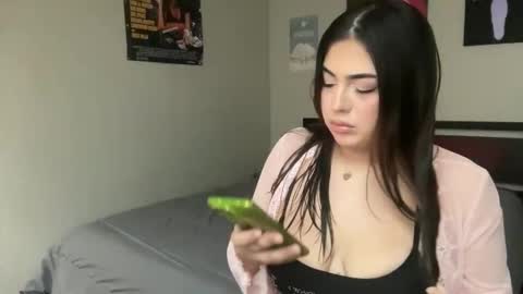 Snapshot of jeniffer_islive chatting on October 30, 2025, 7:14 pm jen online show from October 30, 2025, 7:14 pm