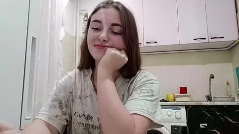 Jeniffer online show from December 13, 2025, 10:15 pm