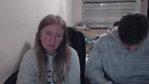 Snapshot of jenisandpeter chatting on December 13, 2025, 8:04 pm JenisAndPeter online show from December 13, 2025, 8:04 pm