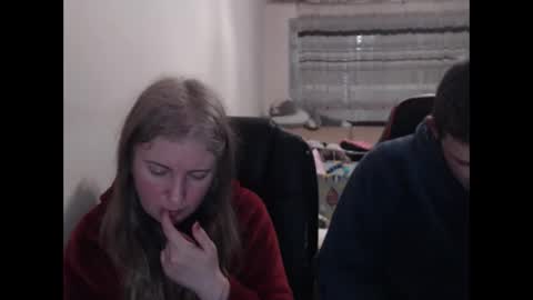 Snapshot of jenisandpeter chatting on February 23, 2026, 8:06 pm JenisAndPeter online show from February 23, 2026, 8:06 pm