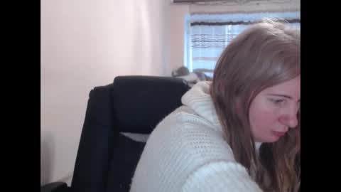 Snapshot of jenisandpeter chatting on March 3, 2026, 7:25 am JenisAndPeter online show from March 3, 2026, 7:25 am