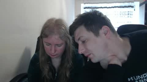 Snapshot of jenisandpeter chatting on March 18, 2026, 6:16 am JenisAndPeter online show from March 18, 2026, 6:16 am