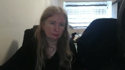 Snapshot of jenisandpeter chatting on April 7, 2026, 6:03 am JenisAndPeter online show from April 7, 2026, 6:03 am