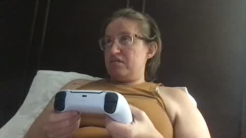 love me for who i am...I have a pussy so i make the rules... online show from December 22, 2024, 11:52 pm