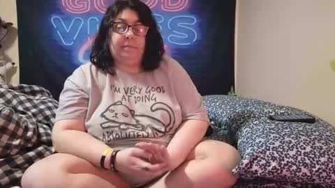  Dragon Queen. Be my Dragon --  and  online show from March 1, 2026, 4:31 pm