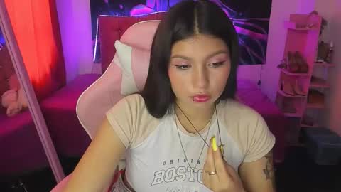 jennal_010 online show from January 15, 2026, 5:05 pm